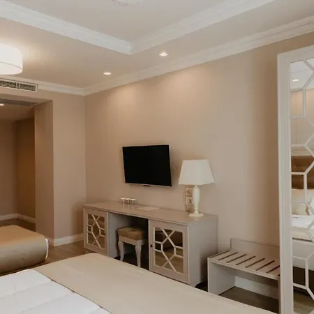 Hotel Flower And